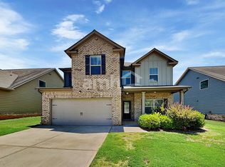 1078 Hartwell Rd, Locust Grove, GA 30248