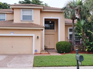 16503 Diamond Head Dr, Fort Lauderdale, FL 33331