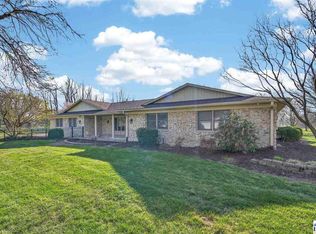 7525 S Sycamore Knolls St, Terre Haute, IN 47802