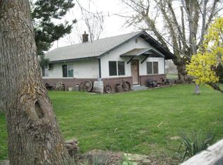4004 W Birchfield Rd, Yakima, WA 98901