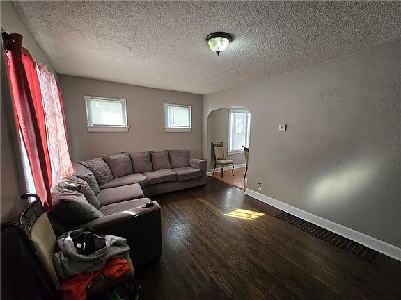2nd image of 1430 N 25th St