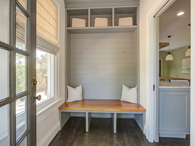 429 W Park Ave — Photo 23