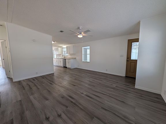 3rd image of 460 La Coquina #371