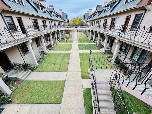 Pelham Place, 521 Boissevain Ave #17d95e753, Norfolk, VA 23507