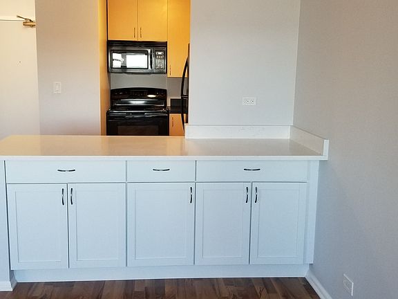 2nd image of 4250 N Marine Dr APT 1234