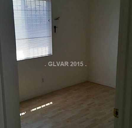 4th image of 2023 Bassler St APT 6
