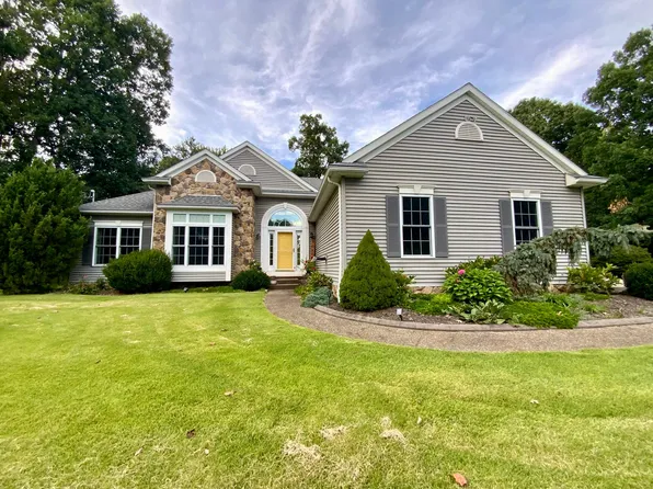 108 Harshaville Rd, Clinton, PA 15026