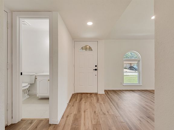 5th image of 4420 Buckeye St