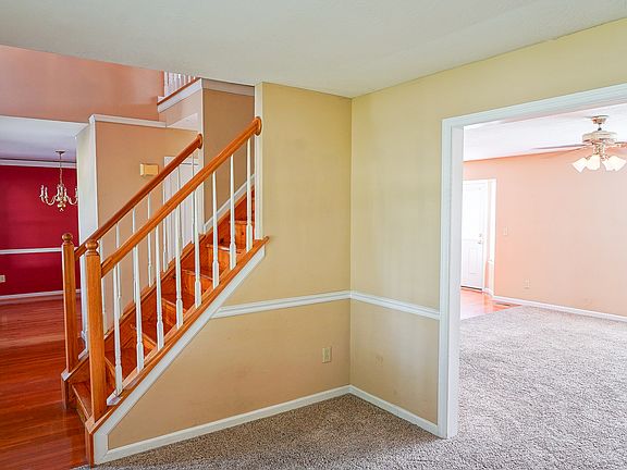 4th image of 6353 Twinberry Ct