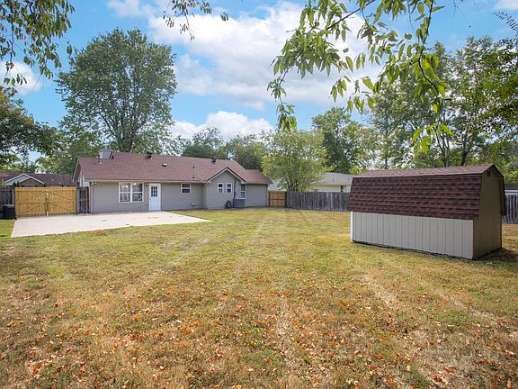 3rd image of 333 Raindrop Ln