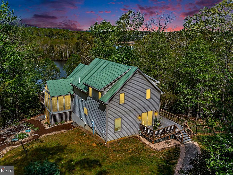 1st image of 76 Pintail Ct