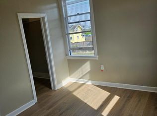 433 E 1st St, Pt Angeles, WA 98362