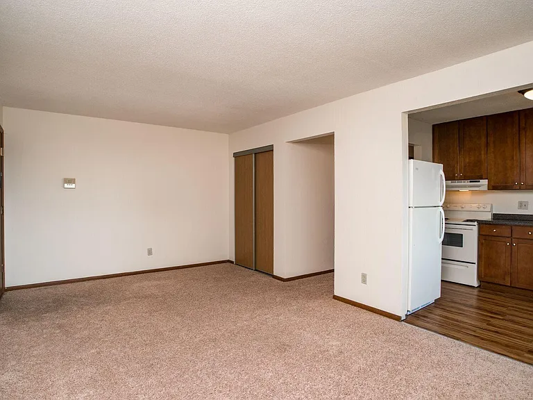 Lauderdale Hollows Apartments — Photo 5