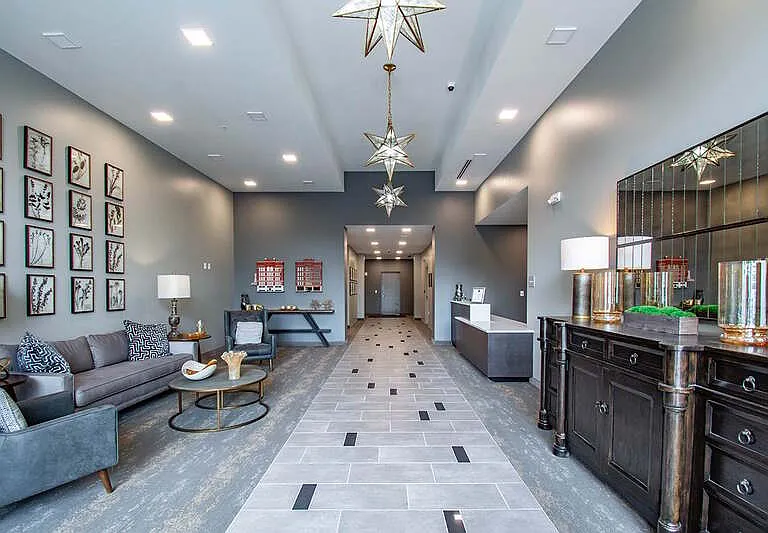333 W Depot Ave #415 — Photo 3