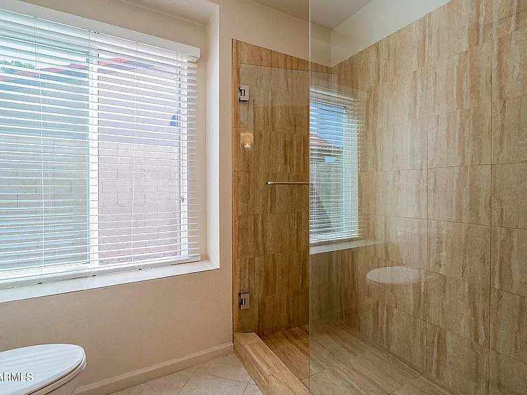 11055 E Clinton St — Photo 24