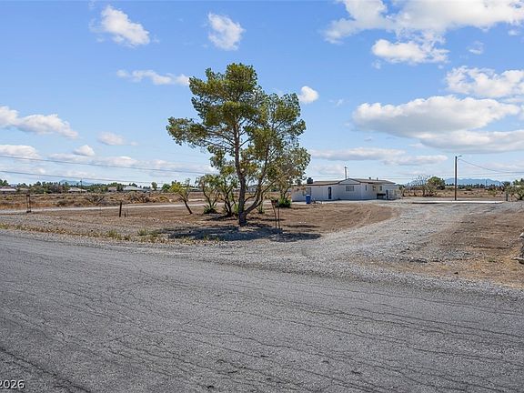 5th image of 1141 W Chipmunk Rd