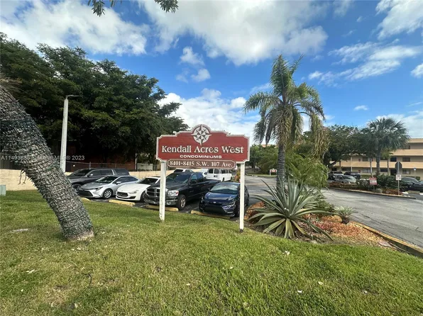 8415 SW 107th Ave APT 326W, Miami, FL 33173
