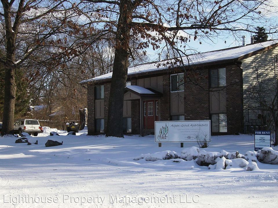 1st image of 2960 Vineland Ave SE
