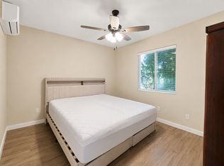 2885 Coral St #2, Corona, CA 92882
