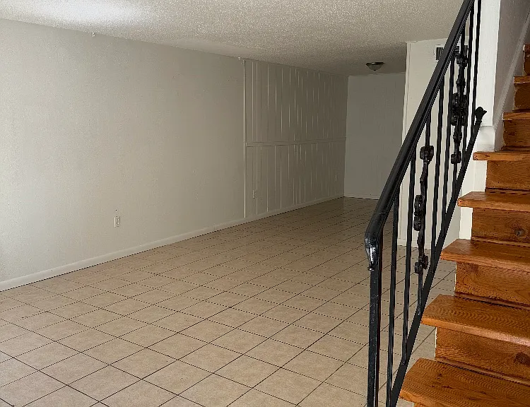 4813 Wabash St #B — Photo 1