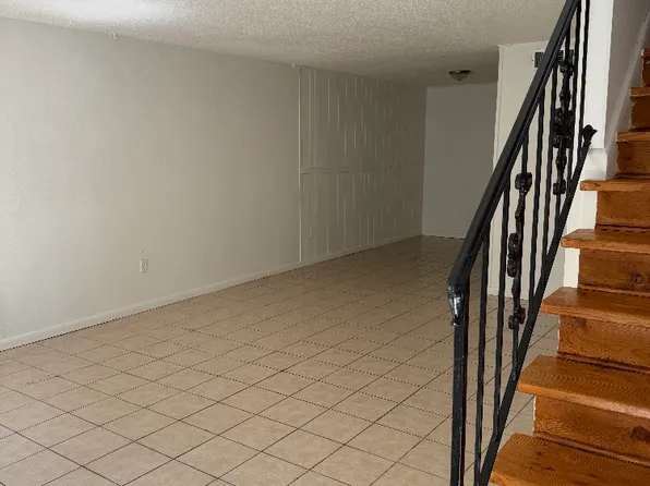 4813 Wabash St APT B, Metairie, LA 70001