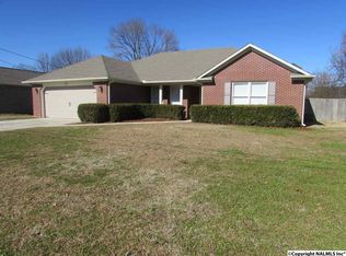 608 Leslie St SW, Decatur, AL 35603