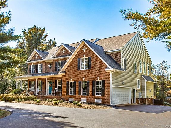 2nd image of 602 Wexwood Ct