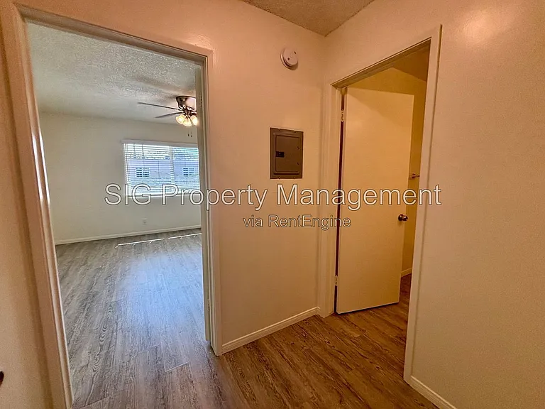 1126 E Doran St — Photo 12