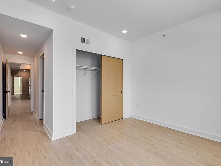 4153 Mantua Ave #3 — Photo 6