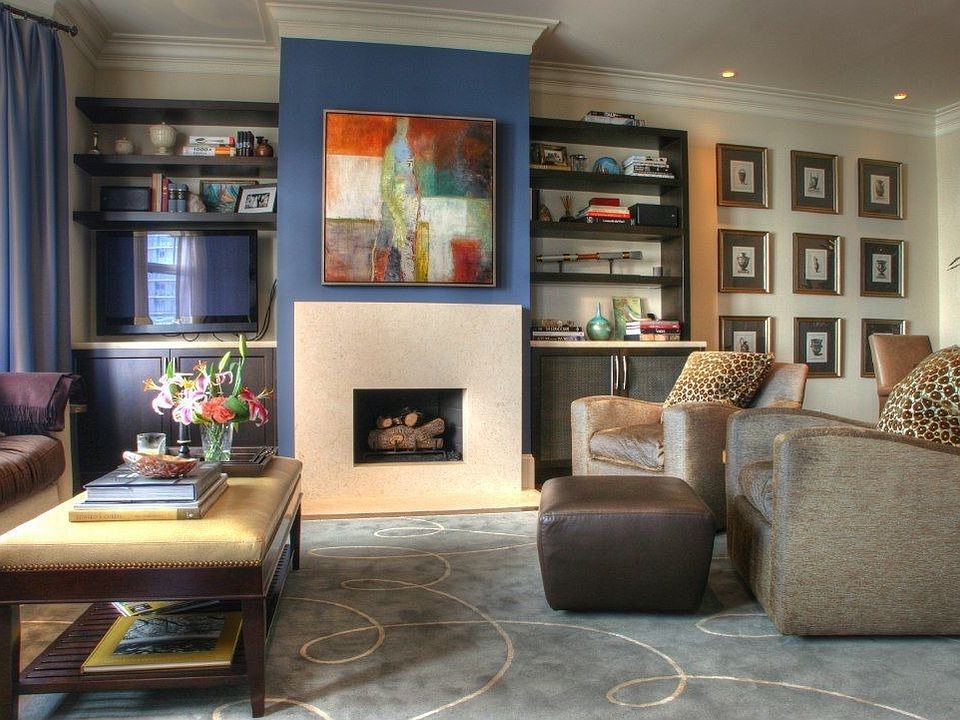Living room with fireplace