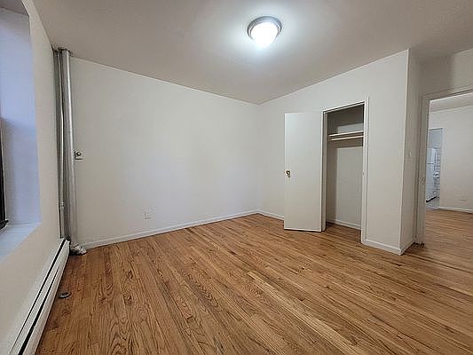 4th image of 1735 Davidson Ave #4B