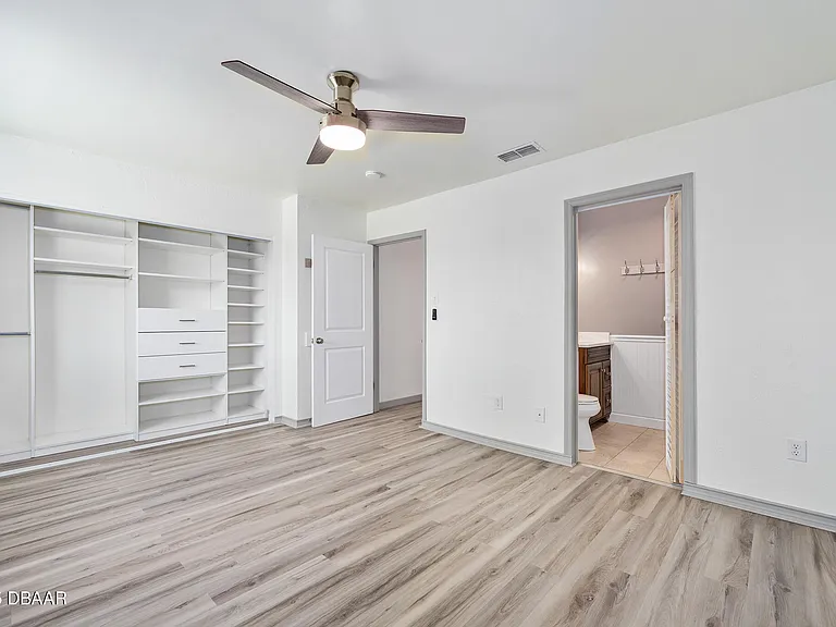 56 Chippingwood Ln — Photo 26
