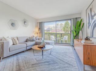 2222 Cambridge St #208, Vancouver, BC