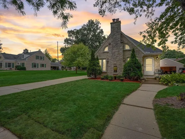 163 North 89th STREET, Wauwatosa, WI 53226