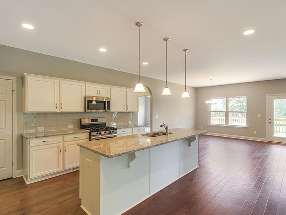 3rd image of 1215 Wentworth Dr Lot 248