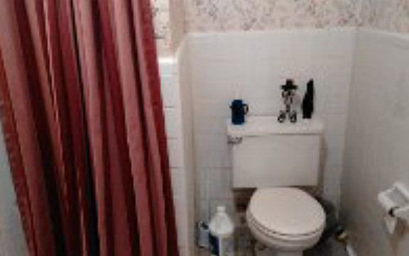 2nd image of 2836 Henry Ave