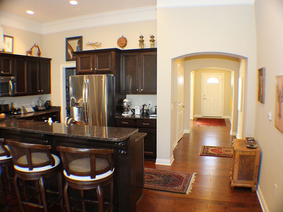 1st image of 5068 Bayonne Ln