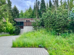 6340 Easy St, Whistler, BC V8E0C5
