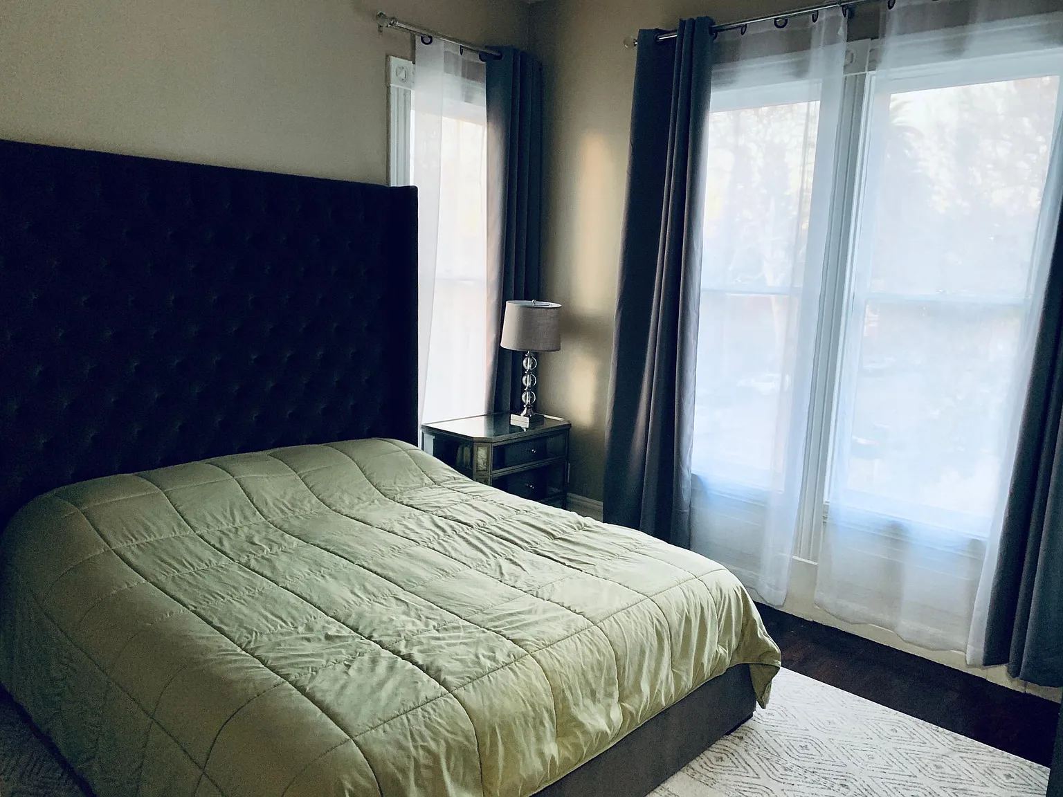 1 bed, 850 sqft, $2,250 — Photo 2