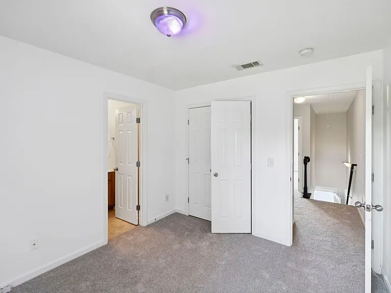 340 Stewarts Landing Cir — Photo 16