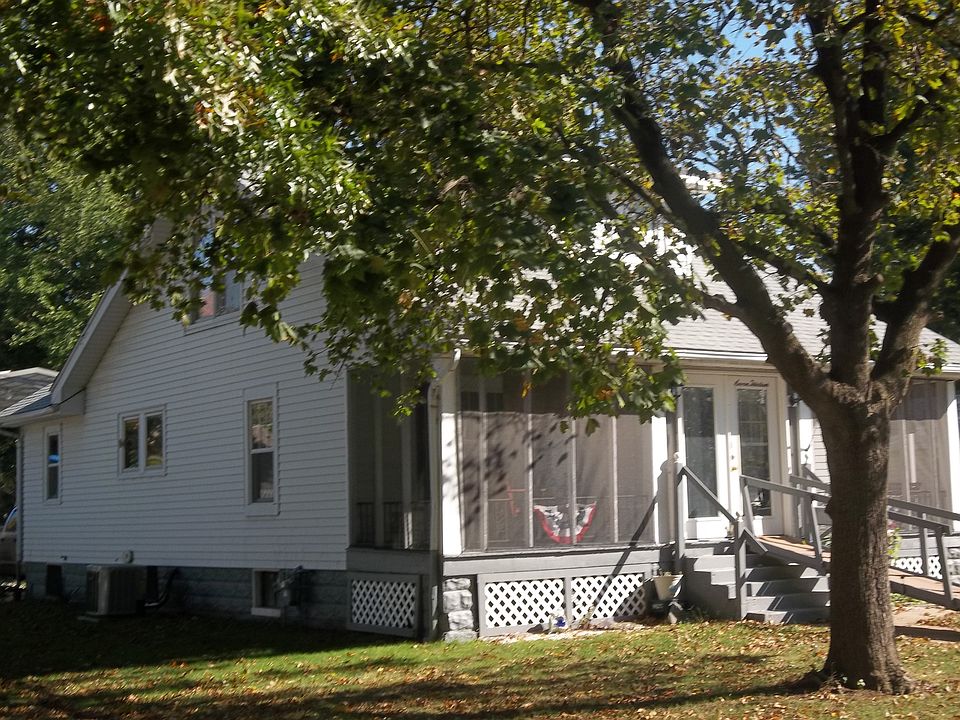 2nd image of 713 N High St