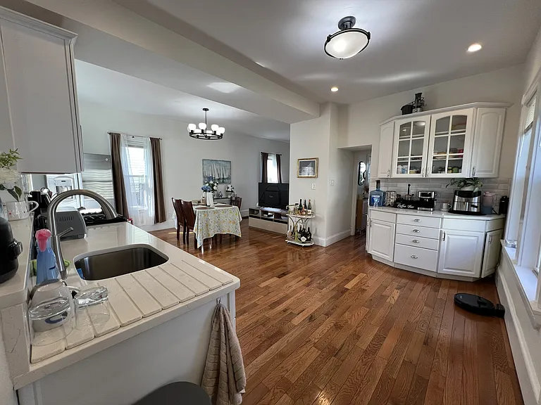 20 Bradstreet Ave #1 — Photo 11
