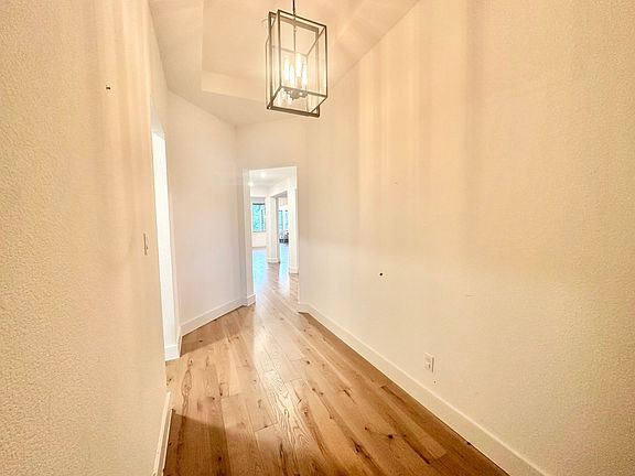 3rd image of 1517 Twistleaf Dr