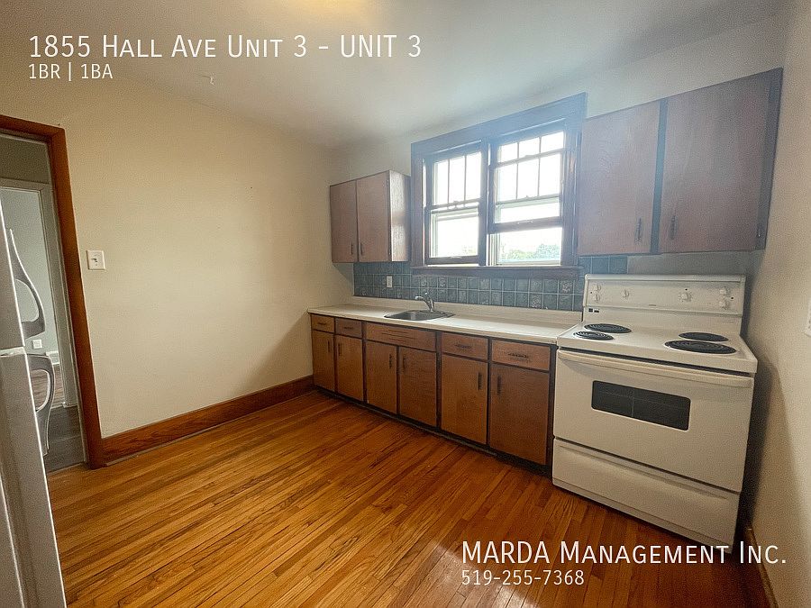 1st image of 1855 Hall Ave #3