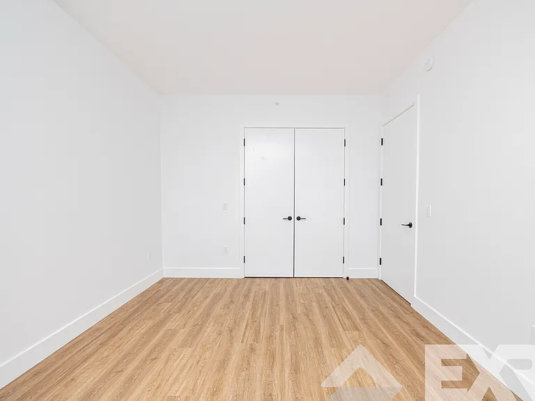 2230 Cropsey Ave #2009 — Photo 13