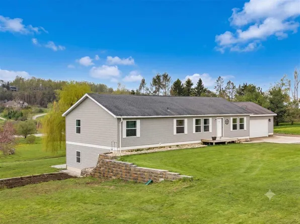 338 Boyer Rd, Petoskey, MI 49770