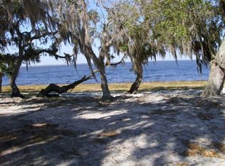 3644 Lake Harney Cir, Geneva, FL 32732