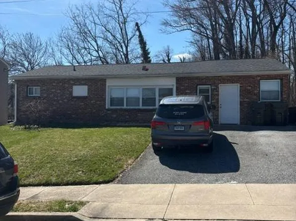 5 Terry Ln, Newark, DE 19711