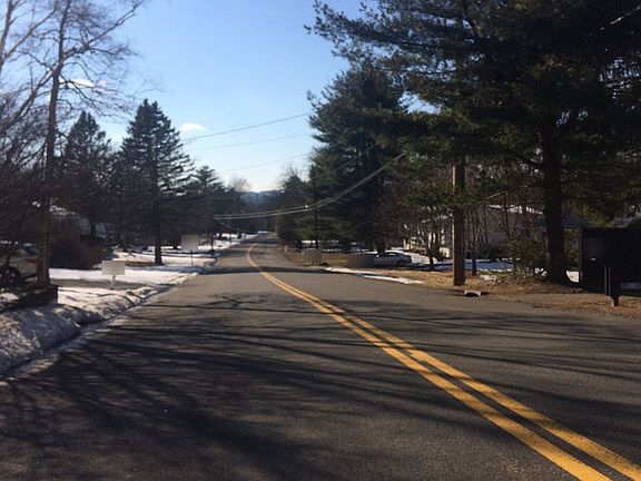 5th image of 18 S Parker Dr