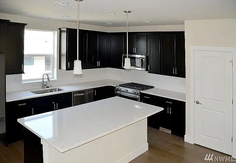 3512 NE 145th St — Photo 3